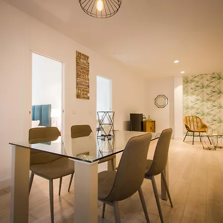 Апартаменты Holidays2malaga Alameda View Малага