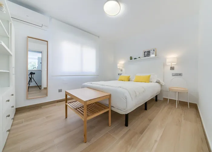 Apartment Holidays2malaga Alameda View *